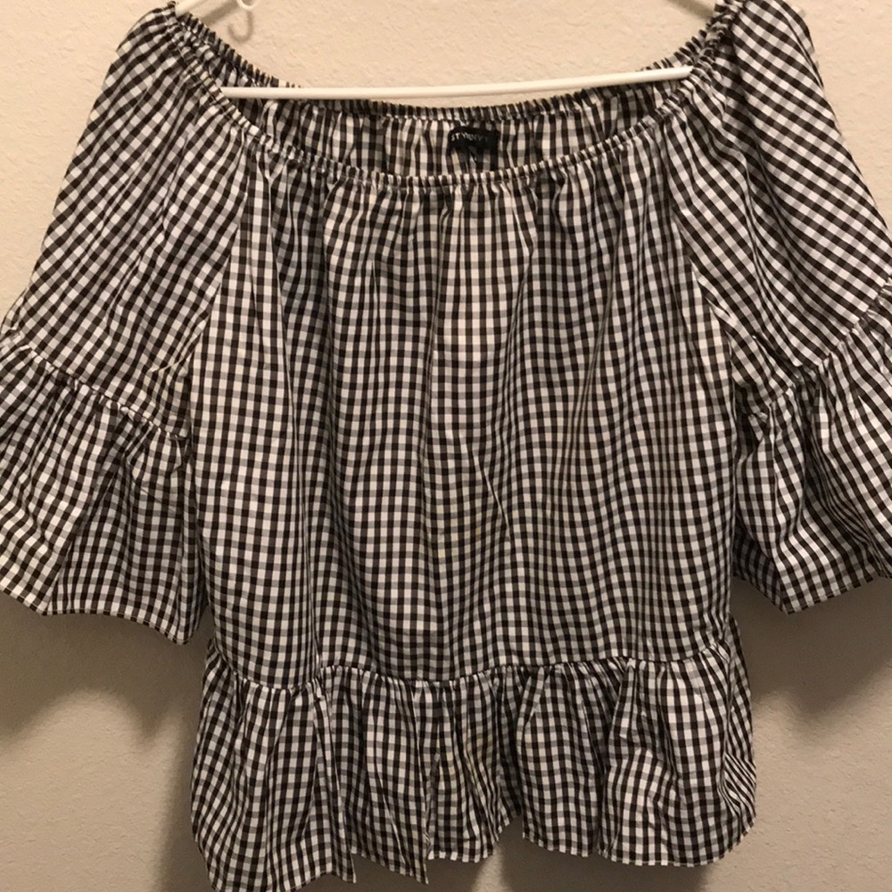 ☠️SOLD☠️ Glen check peplum off shoulder top